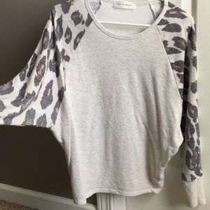 Emit Glamour Slouchy cheetah sweatshirt